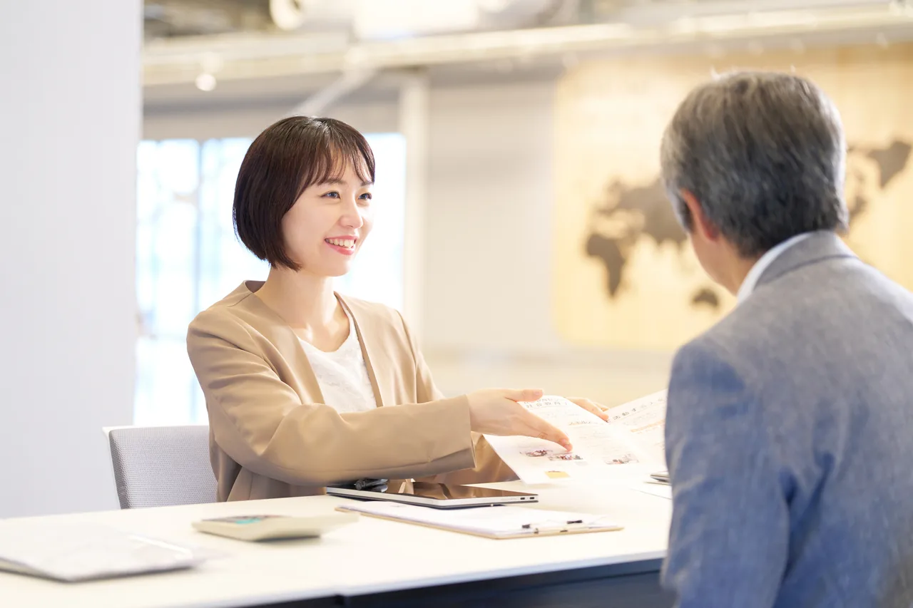 地域のお客様で賑わう店内
